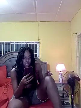 Snapshot of HONEYSWEETS_LIVE chatting on 03.04.25 HONEYSWEETS LIVE online show from 03.04.25