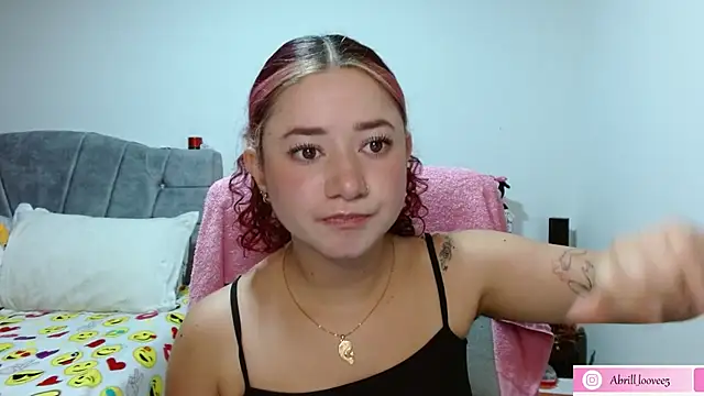 Snapshot of abril_love2 chatting on 01.30.25 abril love2 online show from 01.30.25