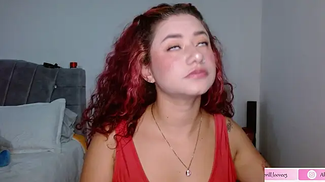 Snapshot of abril_love2 chatting on 02.23.25 abril love2 online show from 02.23.25