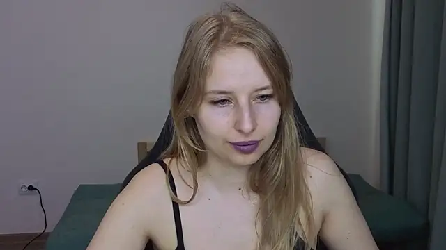 Snapshot of Jessy_Ginger chatting on 06.28.26 Jessy Ginger online show from 06.28.26