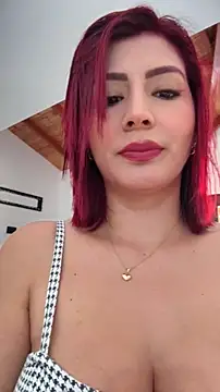 Snapshot of LINDA_PATTY94 chatting on 05.07.26 LINDA PATTY94 online show from 05.07.26