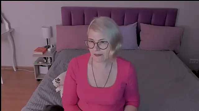 sabrinamacmarren online show from 03.12.25