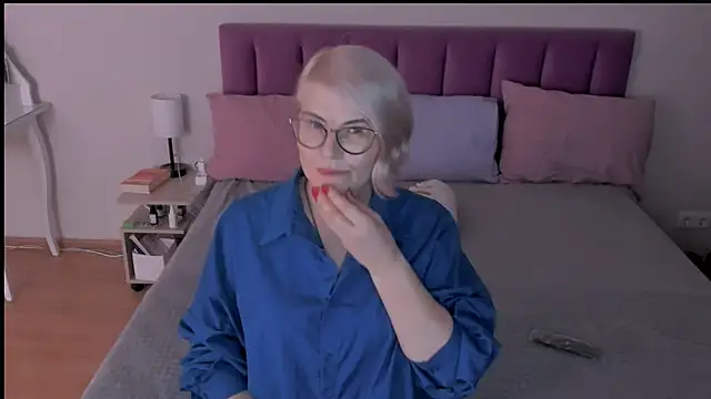 sabrinamacmarren online show from 03.19.25