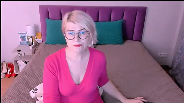 sabrinamacmarren online show from 11.13.25