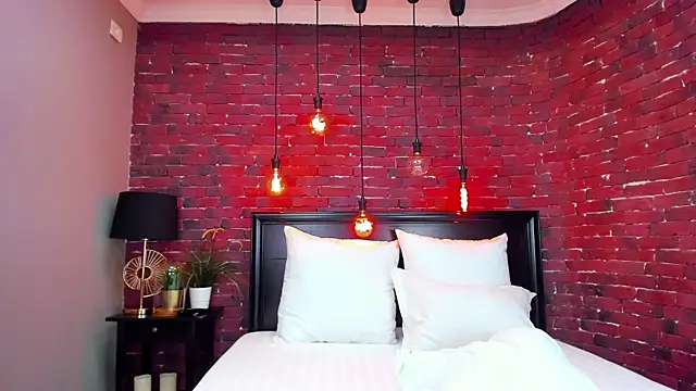 ChristynaRoss online show from 03.20.25