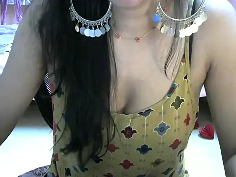 indianbae01 online show from 02.13.25