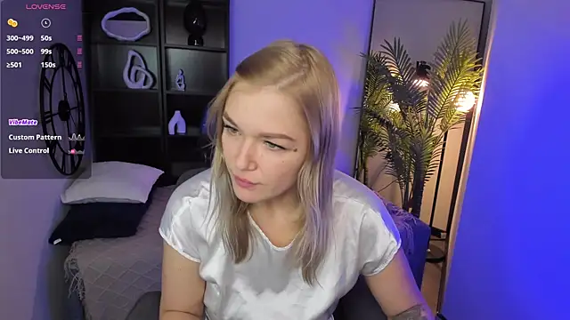 BellaDreamy online show from 12.05.25