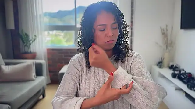 illaroom online show from 01.27.25