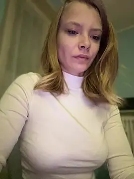 Snapshot of AnastasiaAniess chatting on 12.22.24 AnastasiaAniess online show from 12.22.24