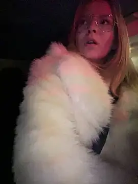 Snapshot of AnastasiaAniess chatting on 01.06.25 AnastasiaAniess online show from 01.06.25