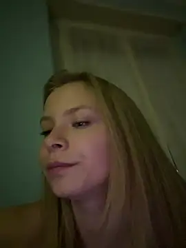 Snapshot of AnastasiaAniess chatting on 01.13.25 AnastasiaAniess online show from 01.13.25