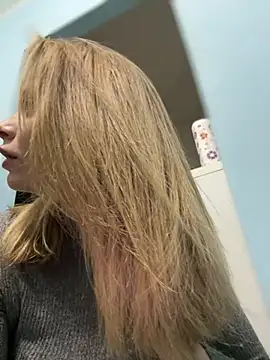 Snapshot of AnastasiaAniess chatting on 01.15.25 AnastasiaAniess online show from 01.15.25