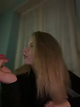 Snapshot of AnastasiaAniess chatting on 02.03.25 AnastasiaAniess online show from 02.03.25