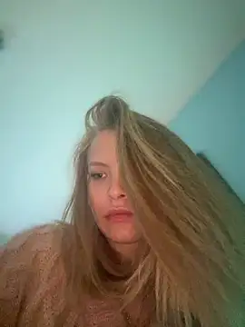 Snapshot of AnastasiaAniess chatting on 02.08.25 AnastasiaAniess online show from 02.08.25