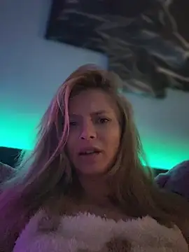 Snapshot of AnastasiaAniess chatting on 02.12.25 AnastasiaAniess online show from 02.12.25