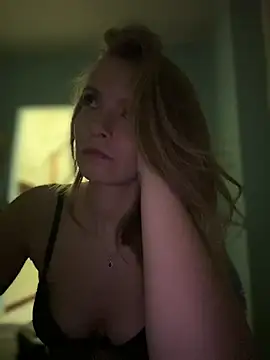 Snapshot of AnastasiaAniess chatting on 02.13.25 AnastasiaAniess online show from 02.13.25