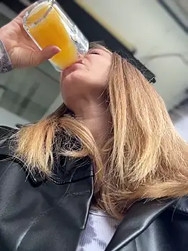 AnastasiaAniess online show from 11.02.25