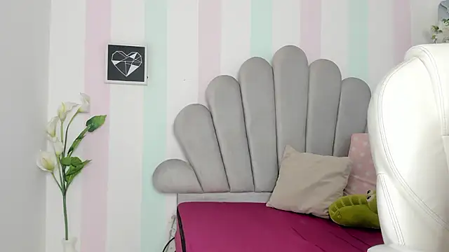   coonor   online show from 02.12.26