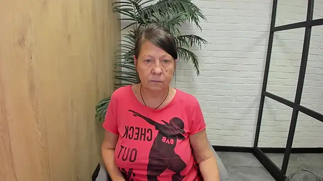 LindaPassionate online show from 09.19.25