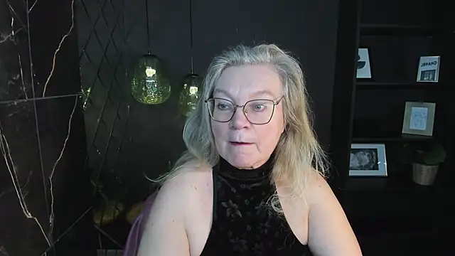 NataliMellow online show from 12.04.25