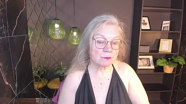 Snapshot of NataliMellow chatting on 05.14.26 NataliMellow online show from 05.14.26