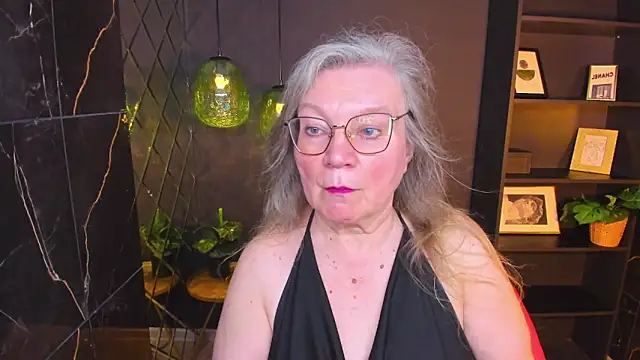 Snapshot of NataliMellow chatting on 05.24.26 NataliMellow online show from 05.24.26