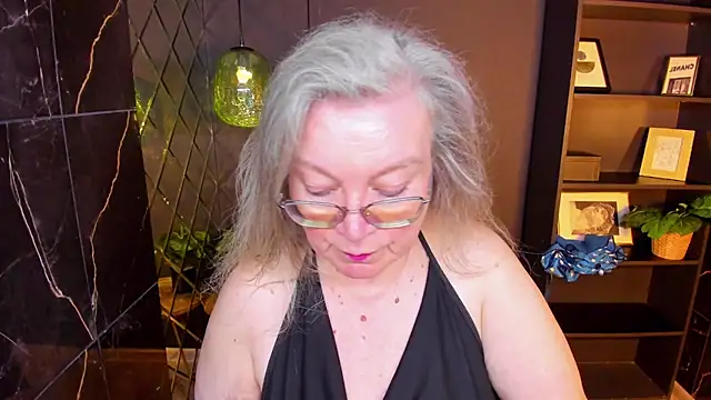Snapshot of NataliMellow chatting on 05.30.26 NataliMellow online show from 05.30.26