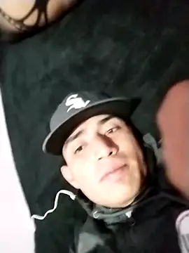 Snapshot of anonymo8976 chatting on 11.26.25 anonymo8976 online show from 11.26.25