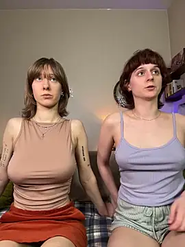 Snapshot of Jitoon_Exe chatting on 02.01.26 Jitoon Exe online show from 02.01.26