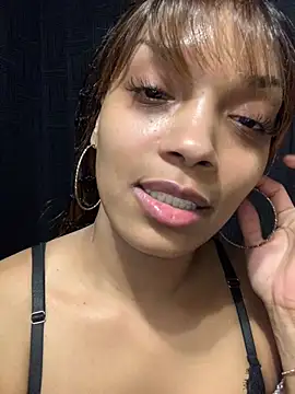 Snapshot of Rakiyahcharms chatting on 02.06.26 Rakiyahcharms online show from 02.06.26