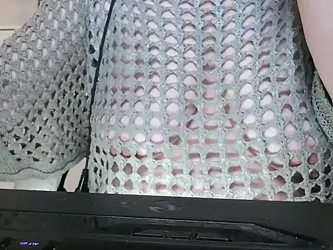 Snapshot of heidi60 chatting on 12.09.24 heidi60 online show from 12.09.24