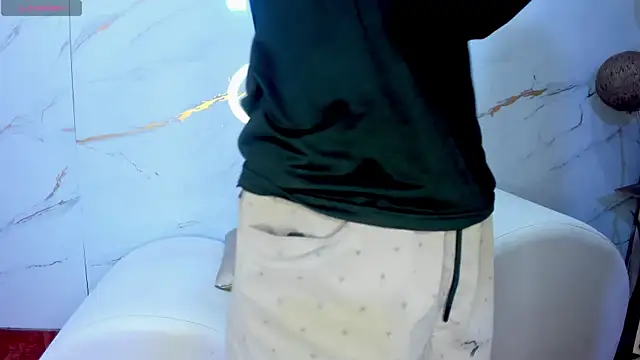 Snapshot of AmazingPartys chatting on 04.11.26 AmazingPartys online show from 04.11.26