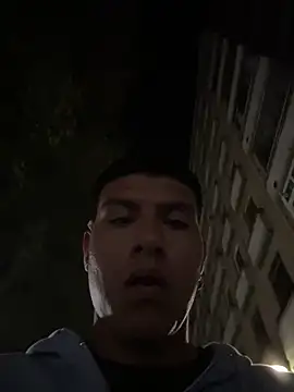 Snapshot of mikeeeeeell chatting on 04.10.26 mikeeeeeell online show from 04.10.26