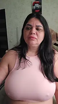 Snapshot of littleRikka chatting on 04.08.26 littleRikka online show from 04.08.26