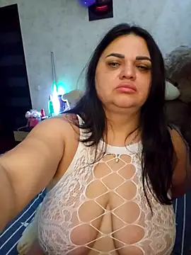 Snapshot of littleRikka chatting on 04.12.26 littleRikka online show from 04.12.26