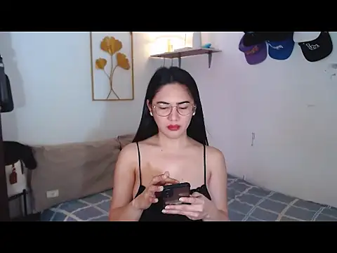 XjuanitabonitaX online show from 11.23.25