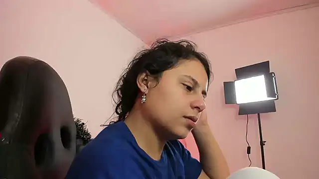 AbbyTaylorr online show from 11.28.25