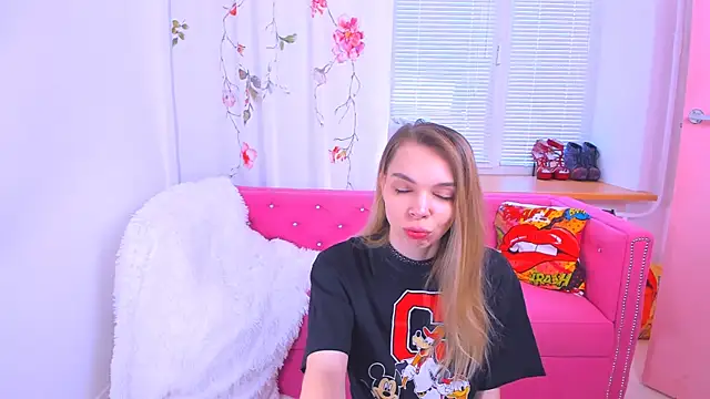 Snapshot of The_Deep_Passion chatting on 03.05.25 The Deep Passion online show from 03.05.25