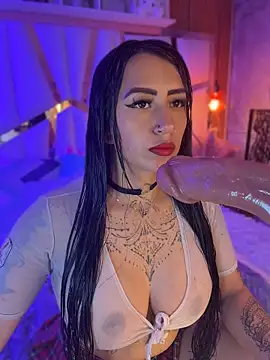 Tattooed spittingdoll online show from 05.21.26