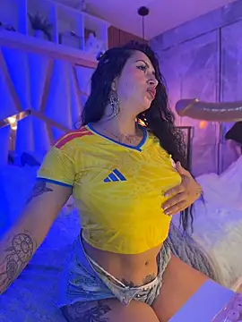 Tattooed spittingdoll online show from 06.17.26