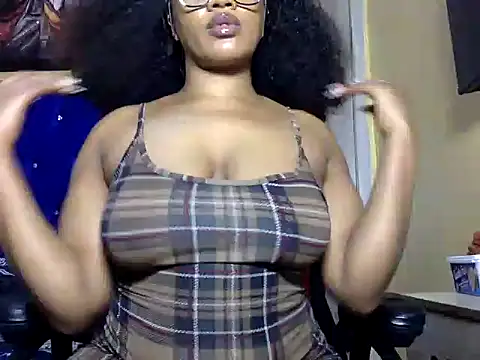 Snapshot of BOOTYBANGER24xx chatting on 08.04.26 BOOTYBANGER24xx online show from 08.04.26