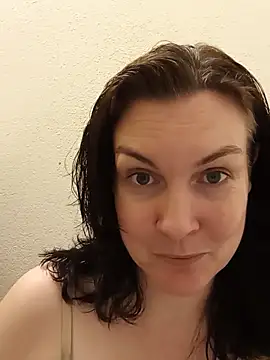 DesreRose online show from 06.04.26