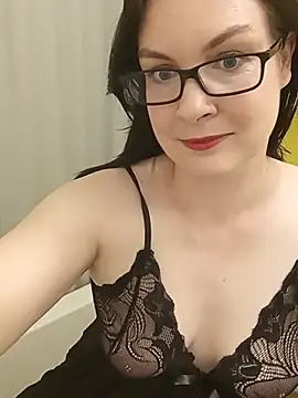 DesreRose online show from 06.11.26