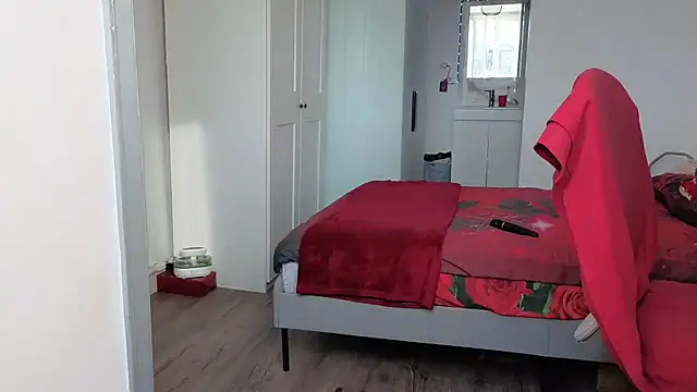 HotSpicyGujju online show from 12.02.25