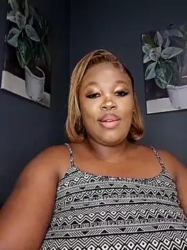 SWEETDOLLY29XX online show from 10.28.25