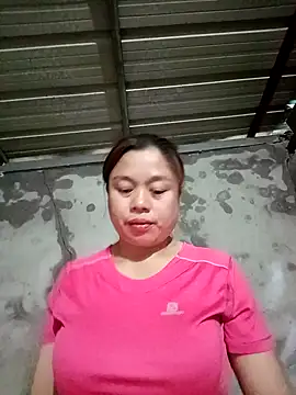 Snapshot of Kariebabe chatting on 02.08.25 Kariebabe online show from 02.08.25