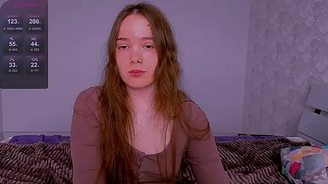 Janie JJ Curvie online show from 04.13.26