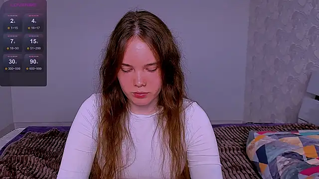 Janie JJ Curvie online show from 05.03.26