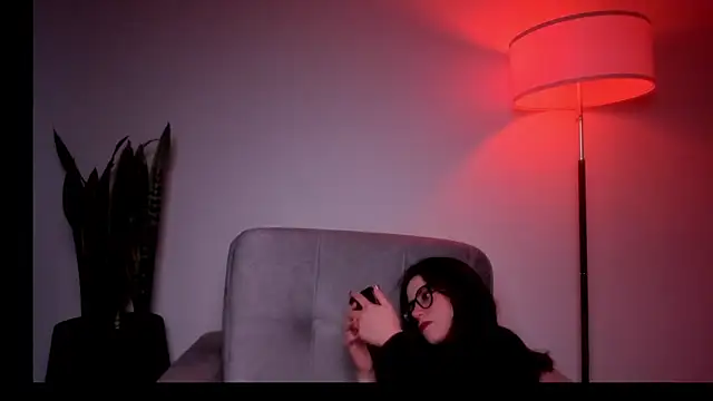 HazelKush online show from 06.02.26