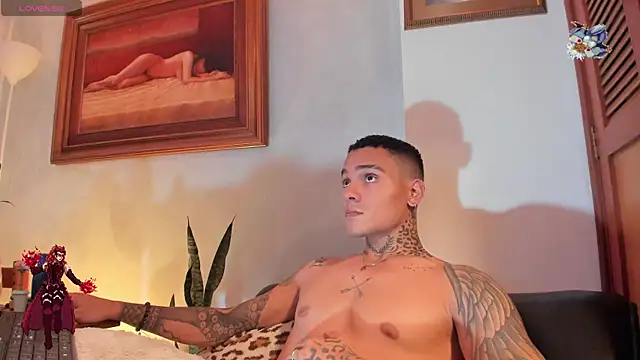 Snapshot of ImDominike chatting on 12.22.25 ImDominike online show from 12.22.25